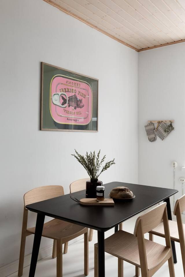 Central 2-Bedroom Design Apartment Helsinki Luaran gambar